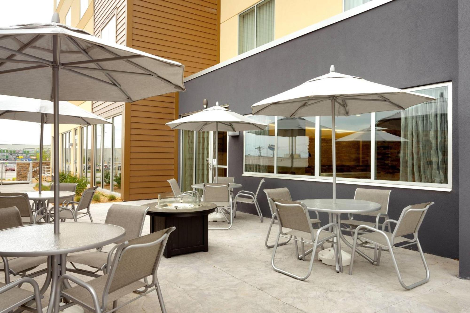 Fairfield Inn & Suites By Marriott Springfield North Eksteriør bilde